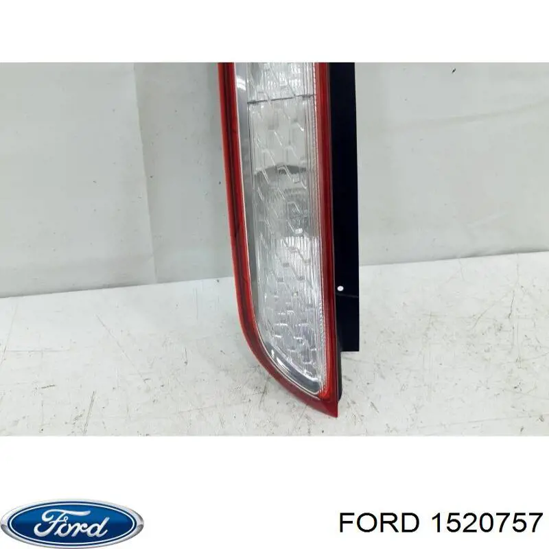 Купить 1520757 Ford Задняя правая фара