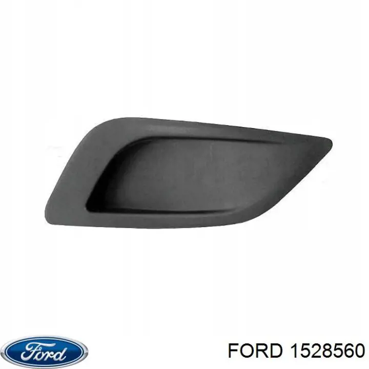 1528560 Ford Заглушка ПТФ бампера переднего правая