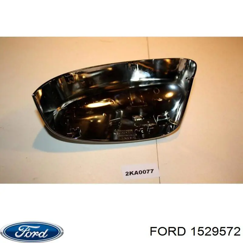 1529572 Ford накладка (крышка зеркала заднего вида правая)