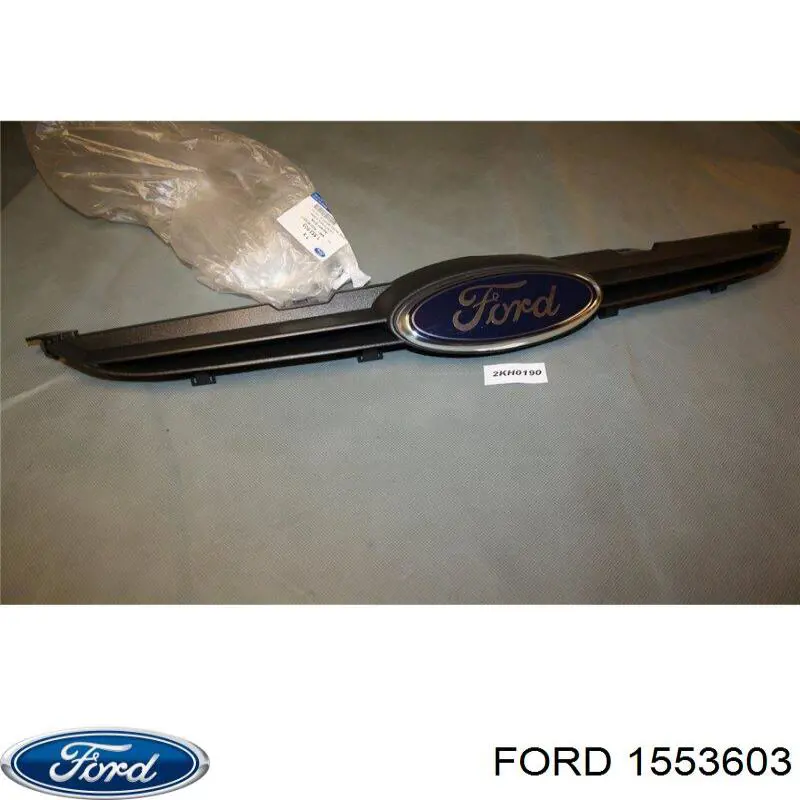 Решетка радиатора 1553603 Ford