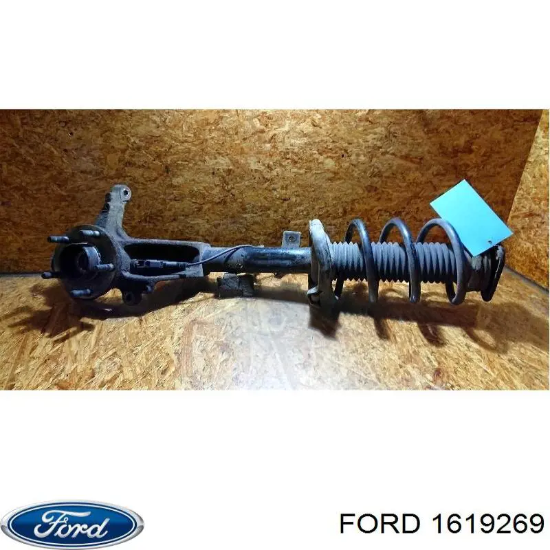 Стойка передняя правая Ford 1619269