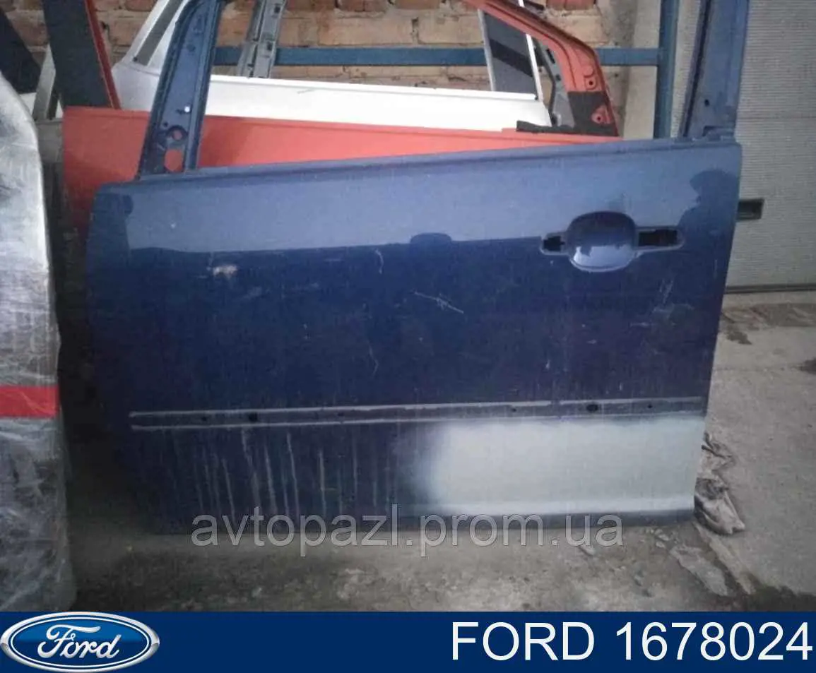 1678024 Ford porta dianteira esquerda