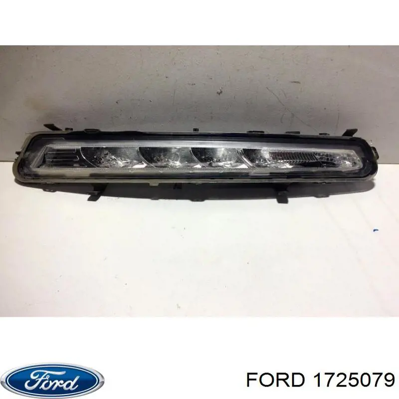 1725079 Ford Фара дневного света, правая