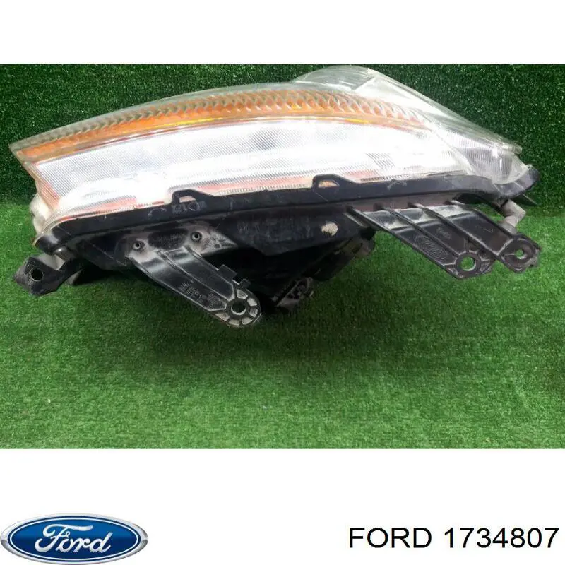 Правая фара 32P110E Polcar