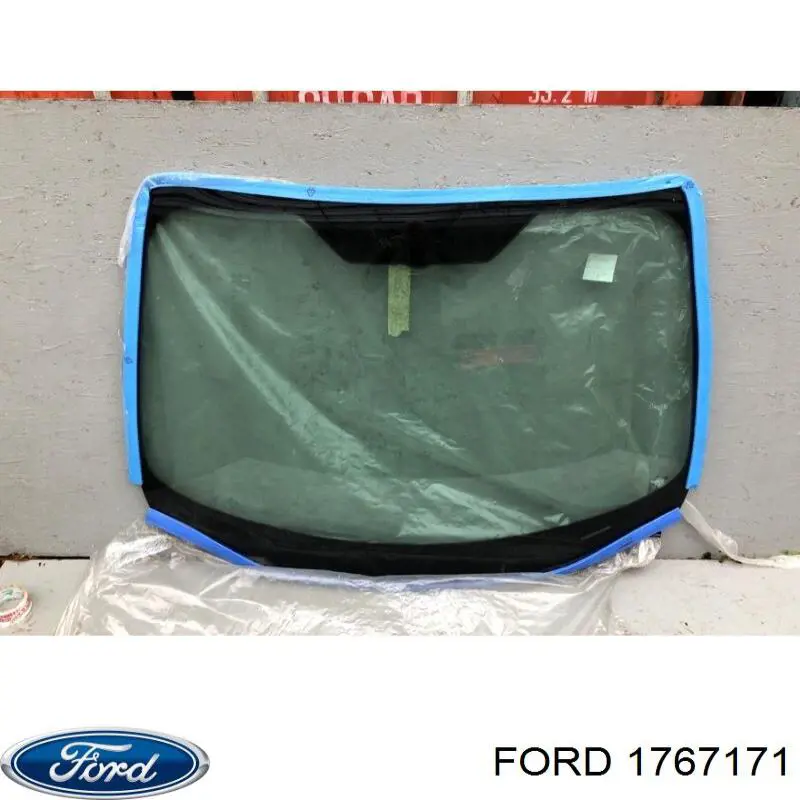 1767171 Ford стекло лобовое