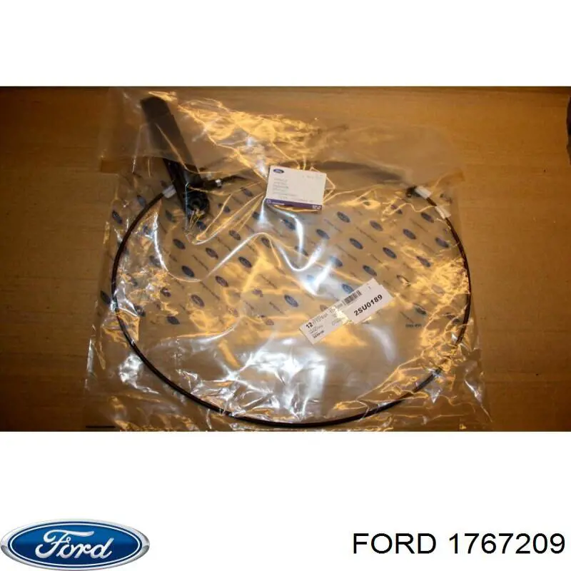 Ручка двери боковой/сдвижной, внутренняя правая Ford 1767209 цена, от 9.17 USD