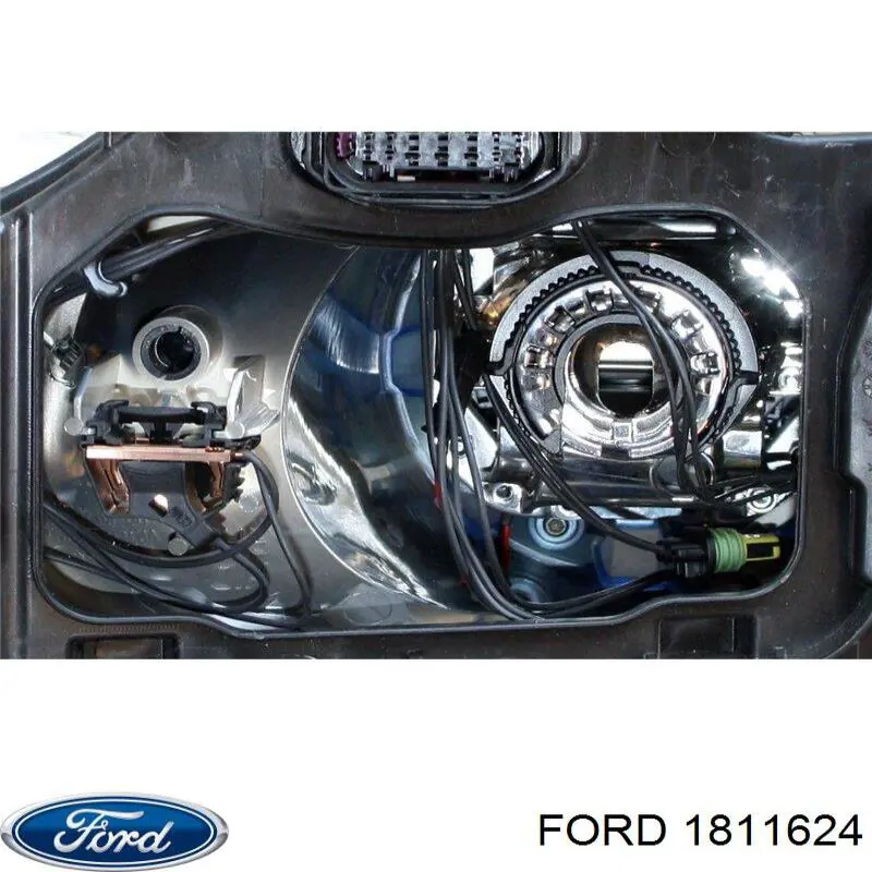 Правая блок фара Ford 1811624 цена, от 198.65 USD