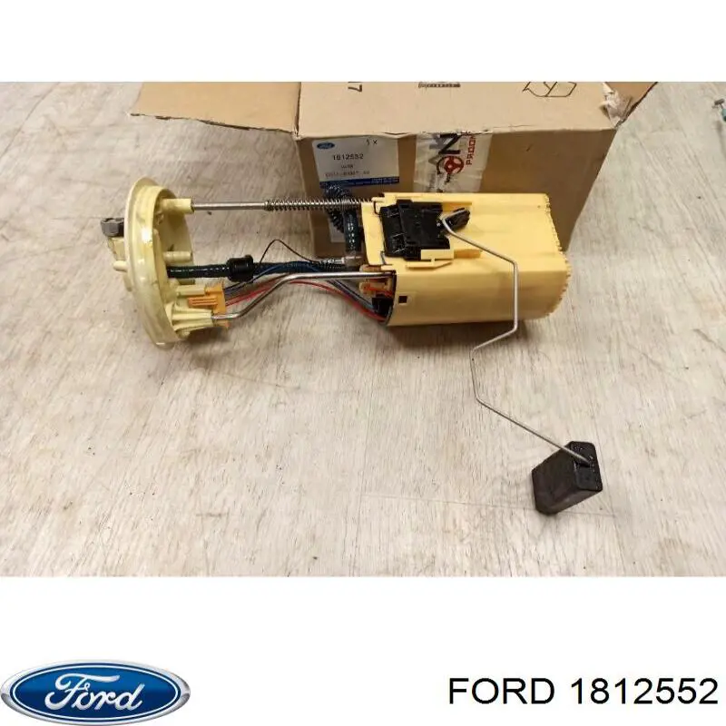 Модуль топливного насоса с датчиком уровня топлива Ford 1812552