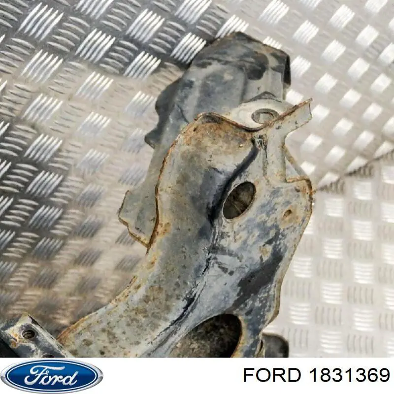 Передняя балка Ford 1831369 цена, от 95.02 USD