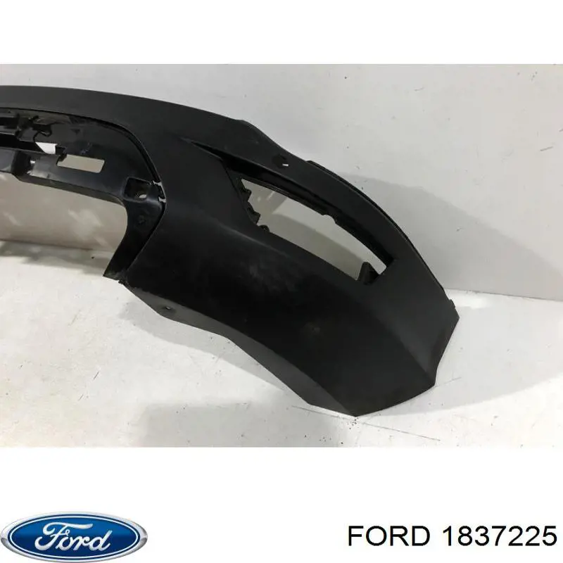 Задний бампер 1837225 Ford