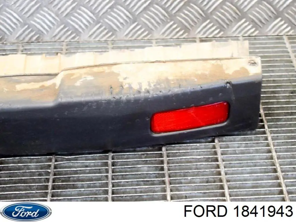 Бампер задний, центральная часть Ford 1841943 цена, от 88.46 USD