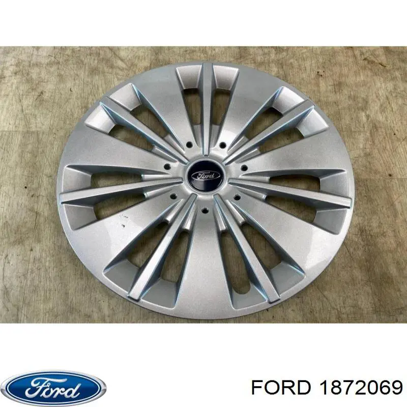 Купить 1872069 Ford Колпаки