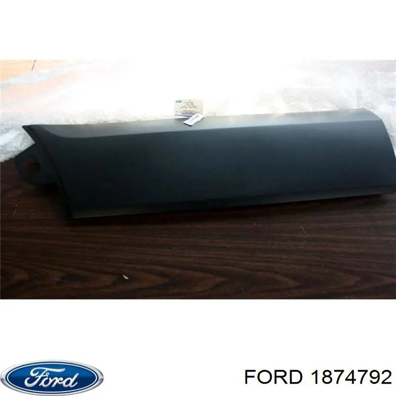 1874792 Ford Накладка передней двери