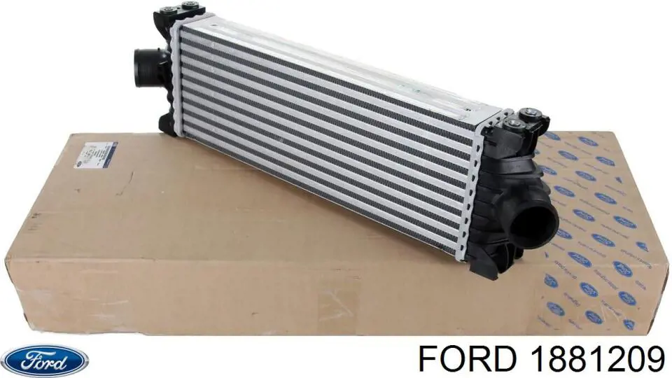 Радиатор интеркуллера Ford 1881209