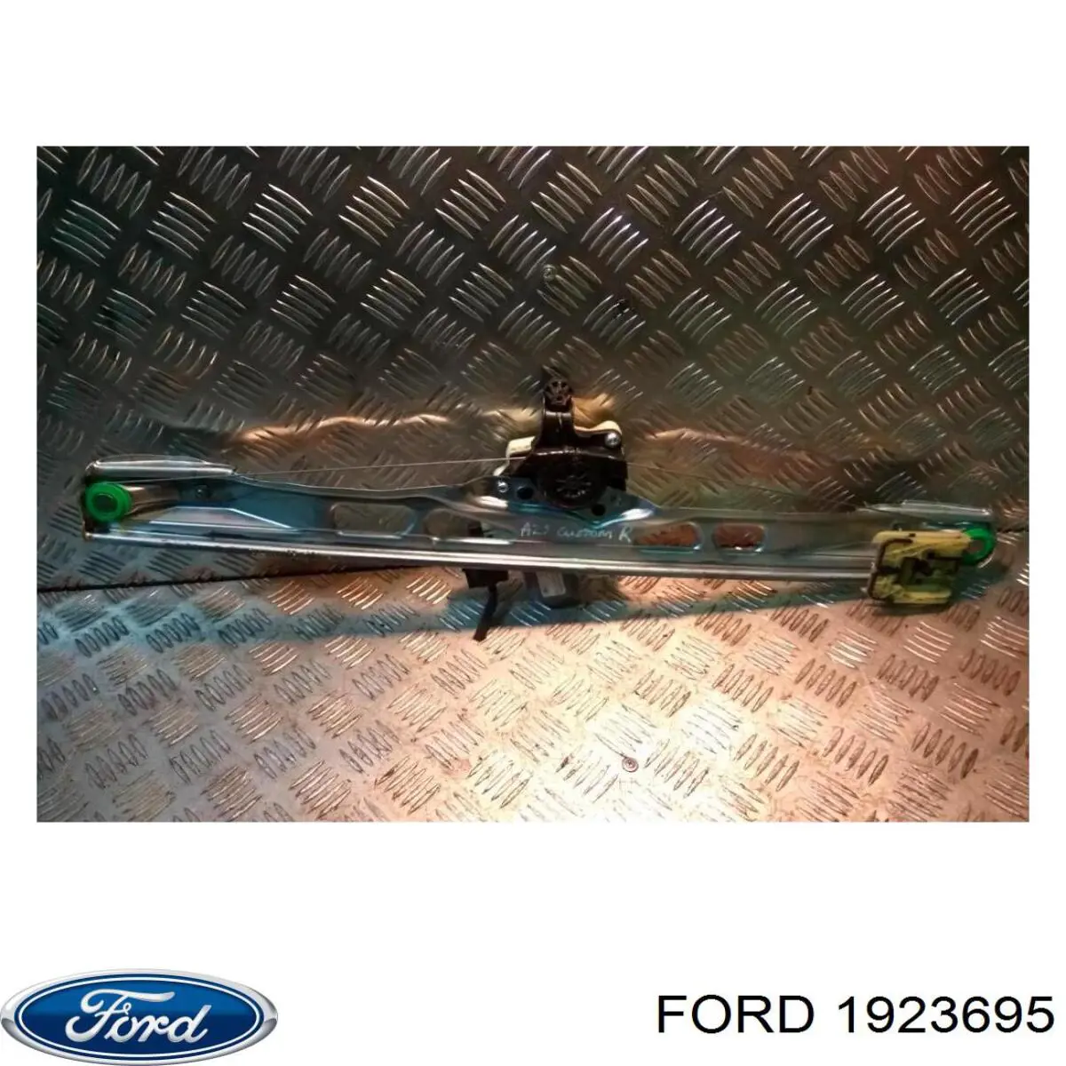 Купить 1923695 Ford Кронштейн подушки (опоры) двигателя левой