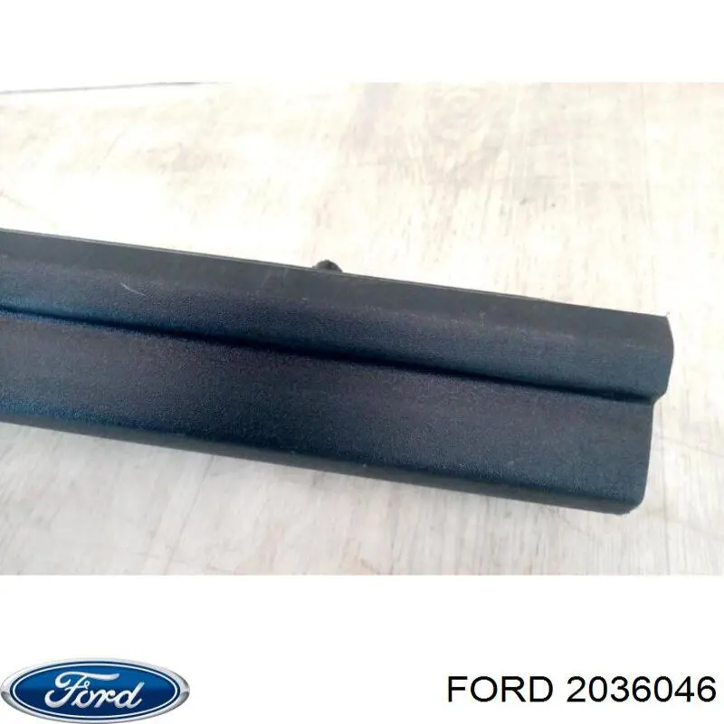 2036046 Ford Накладка (молдинг) порога наружная передняя левая