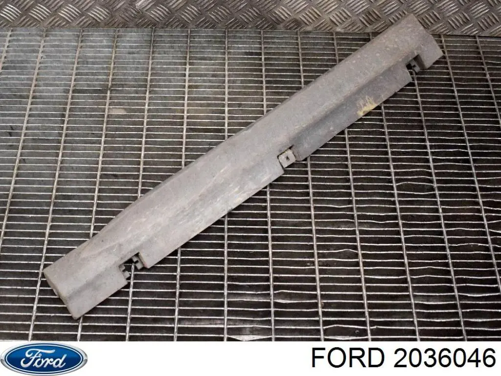 Накладка наружняя (молдинг) порога, передняя левая Ford 2036046