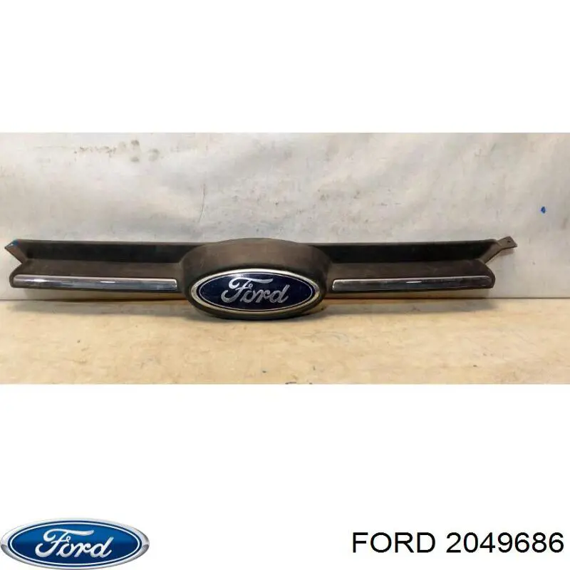 2049686 Ford решетка радиатора