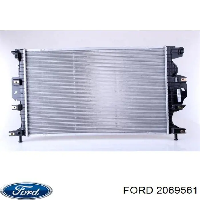 2069561 Ford radiador de esfriamento de motor