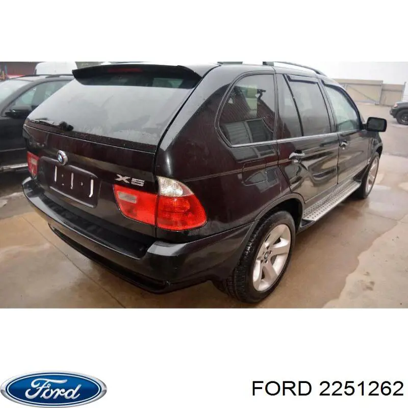2251262 Ford Переднее правое крыло