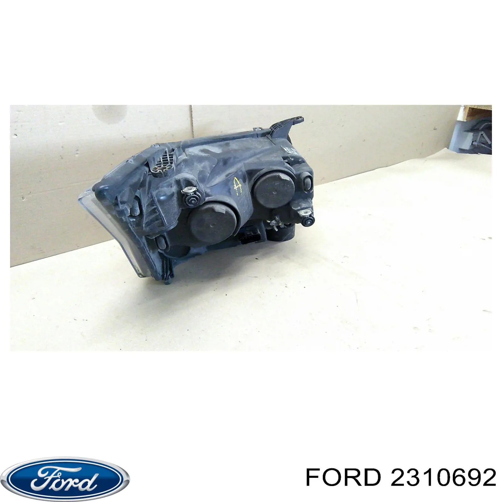 Левая фара 2639546 Ford