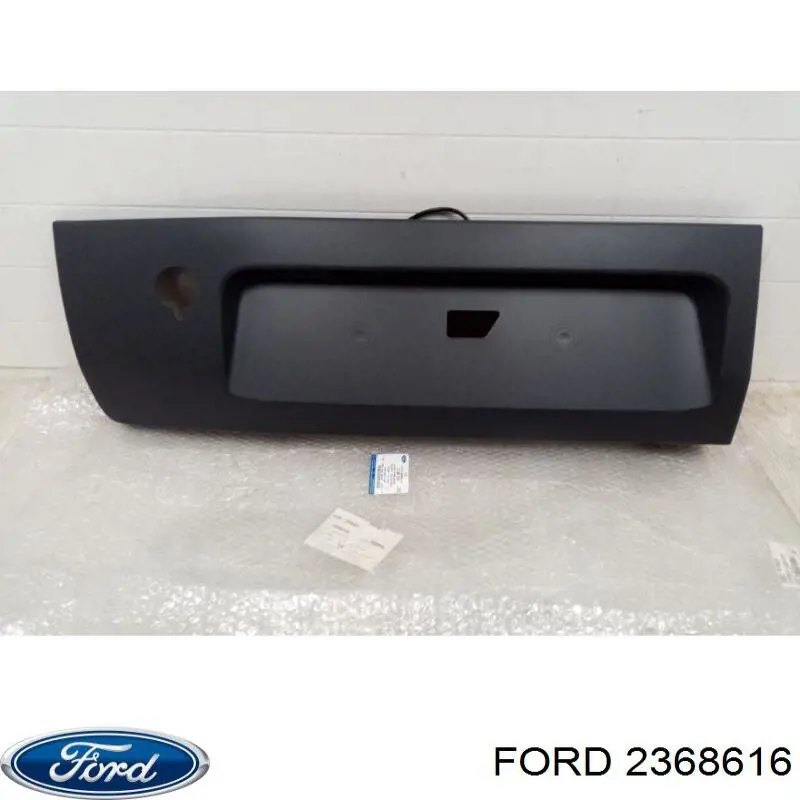 2368616 Ford Накладка задней распашной двери левая