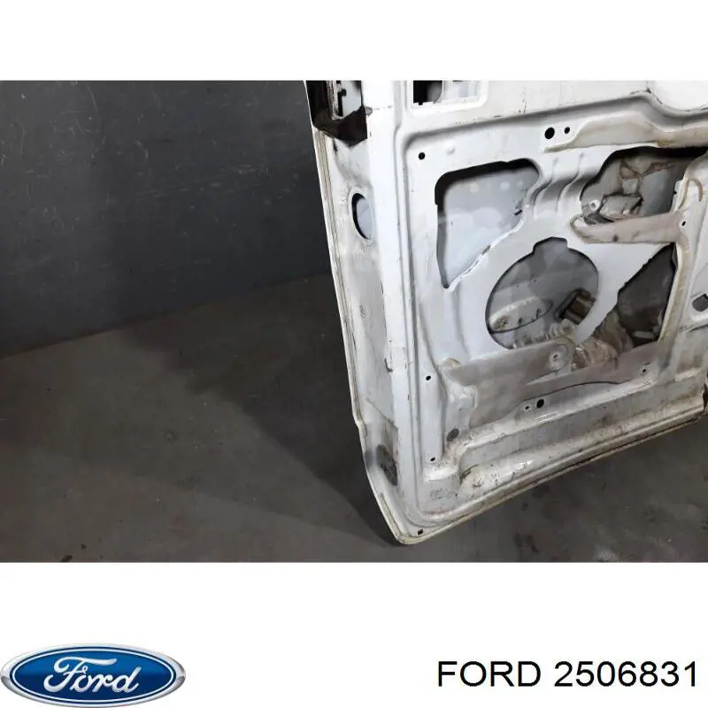 Дверь фургона задняя распашная правая Ford 2506831 цена, от 634.16 USD