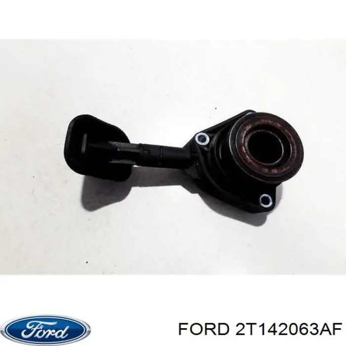 Бачок тормозной жидкости Ford 1332429