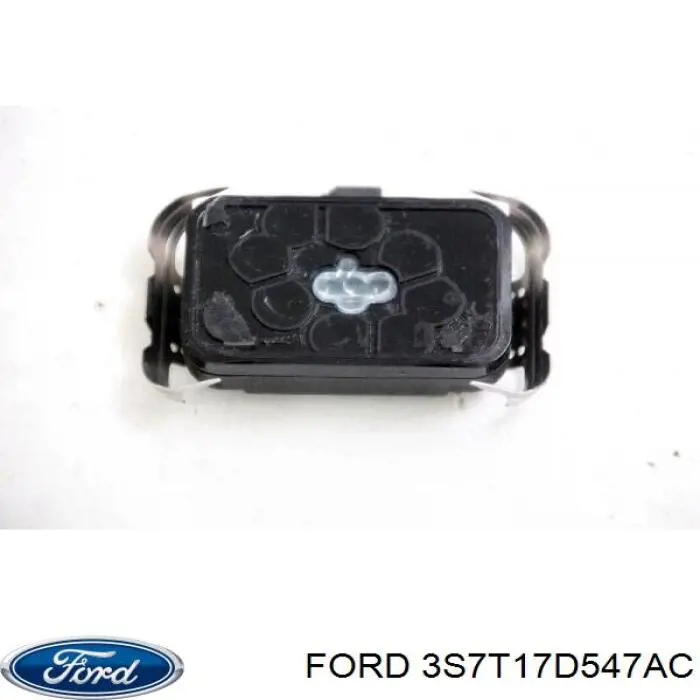  1745368 Ford