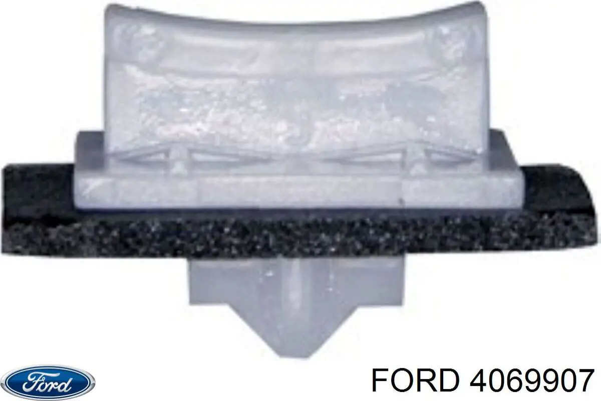 4069907 Ford пистон (клип крепления молдинга лобового стекла)