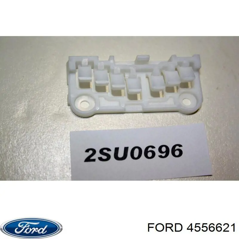 Стекло лобовое Ford 4556621 цена, от 8.91 USD