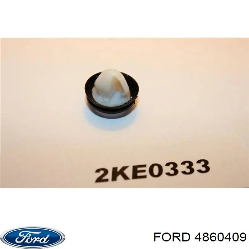 Купить 4860409 Ford Пистон крепления обшивки двери