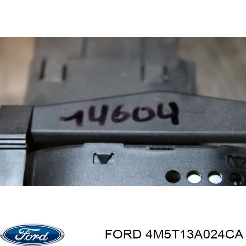 Переключатель света фар на "торпедо" 1323821 Ford