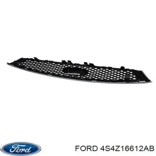 Капот на Ford Focus ZX4 (Форд Фокус)