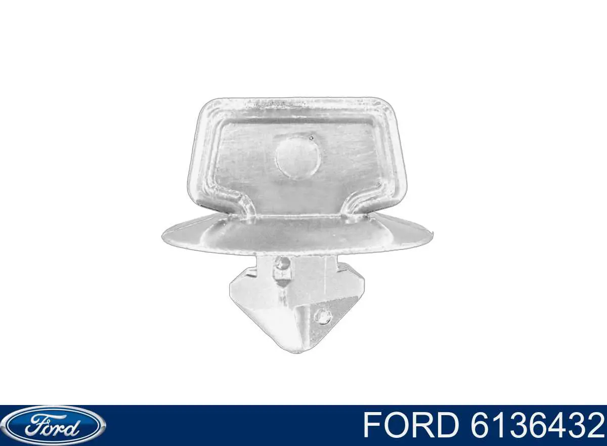 Пистон (клип) крепления бампера переднего на Ford Mondeo III 