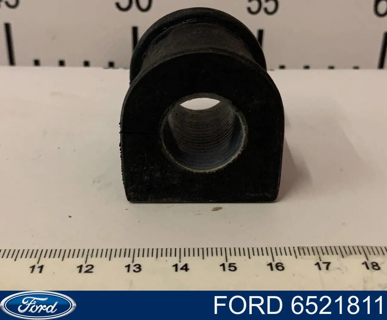 Втулка стабилизатора переднего 6521811 Ford