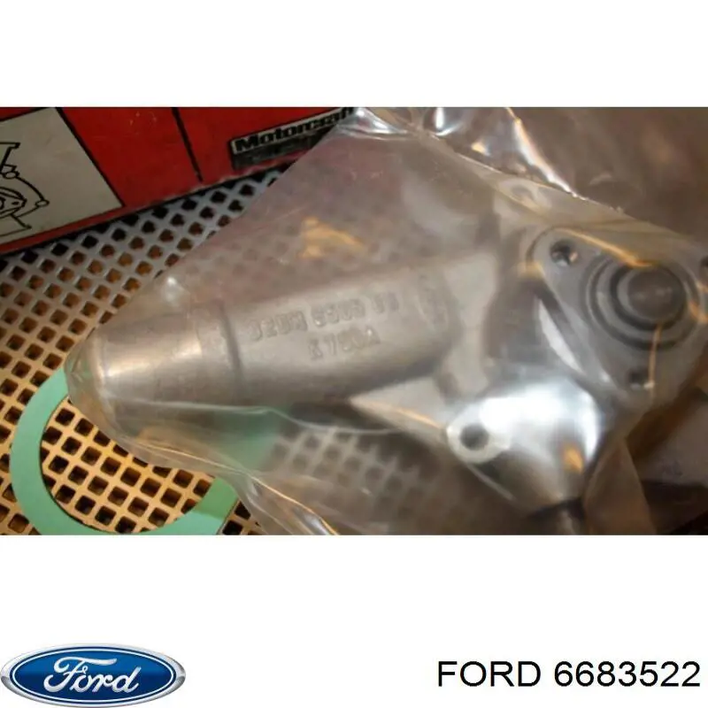 6683522 Ford помпа
