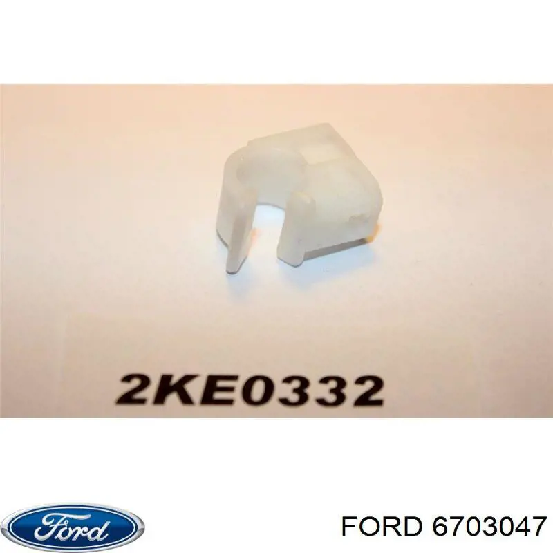 6703047 Ford 