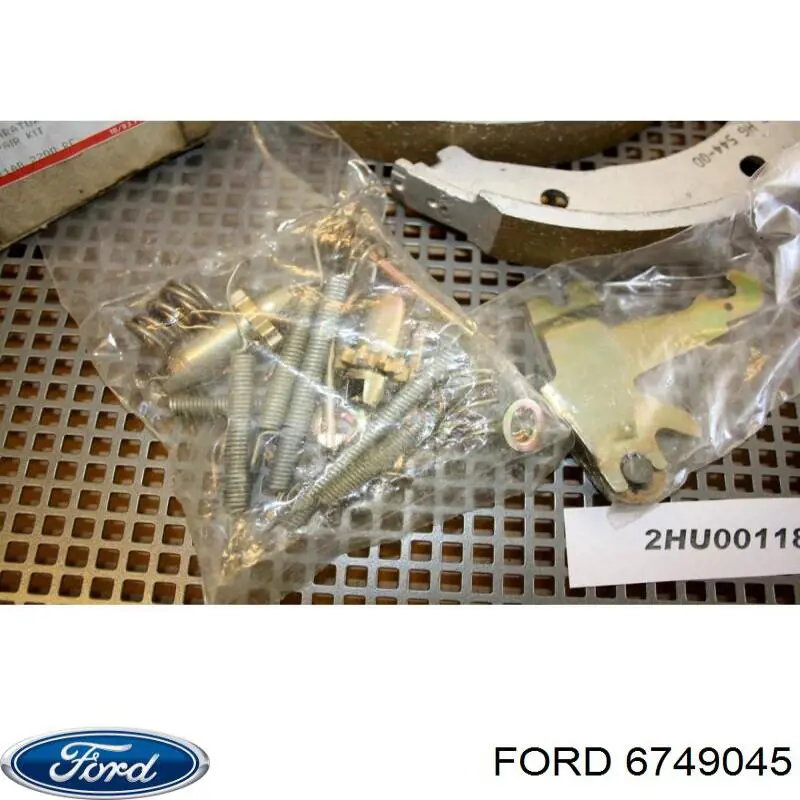 6749045 Ford Тормозные колодки ручника