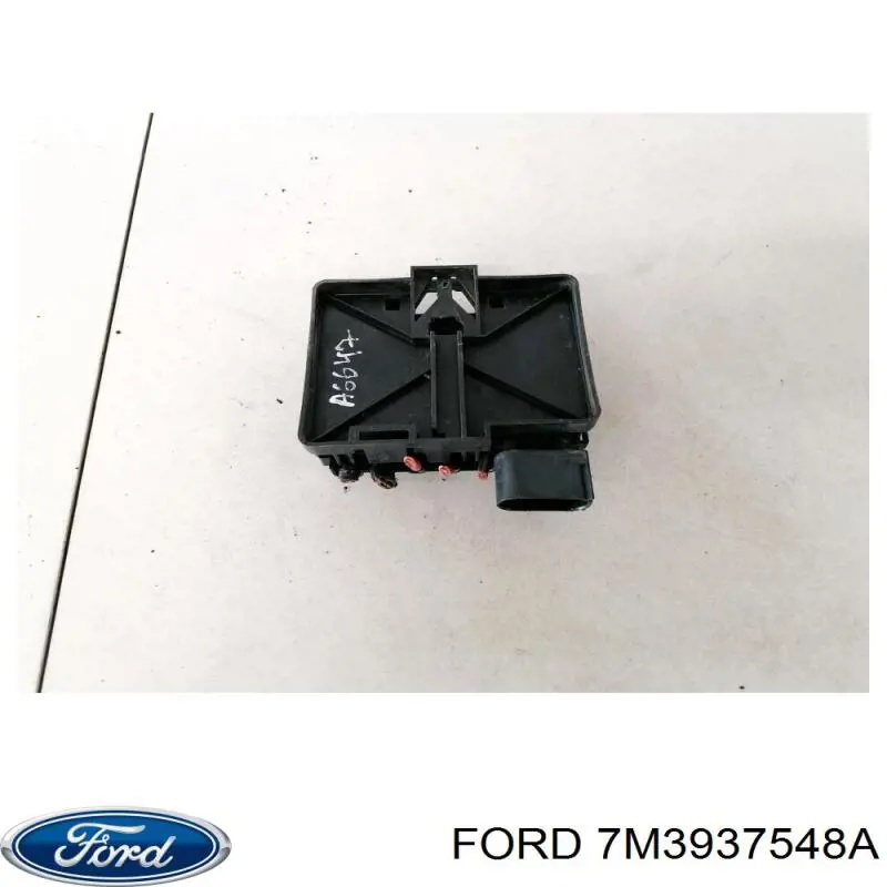 Корпус блока предохранителей Ford 7M3937548A цена, от 27.71 USD
