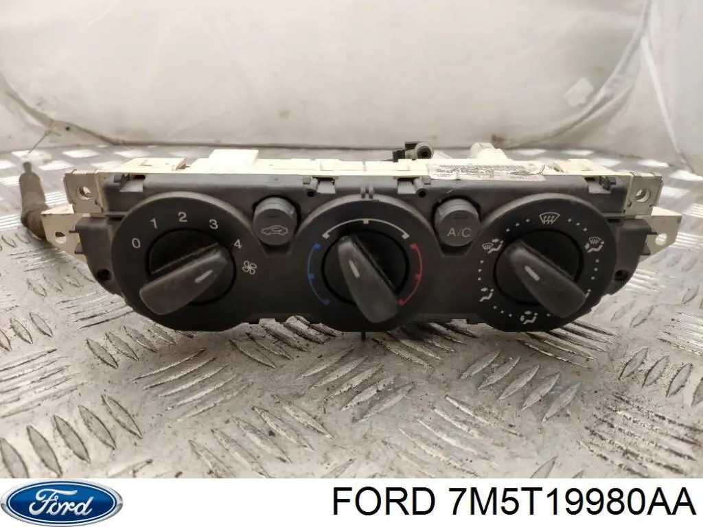 Блок управления кондиционером 1472305 Ford