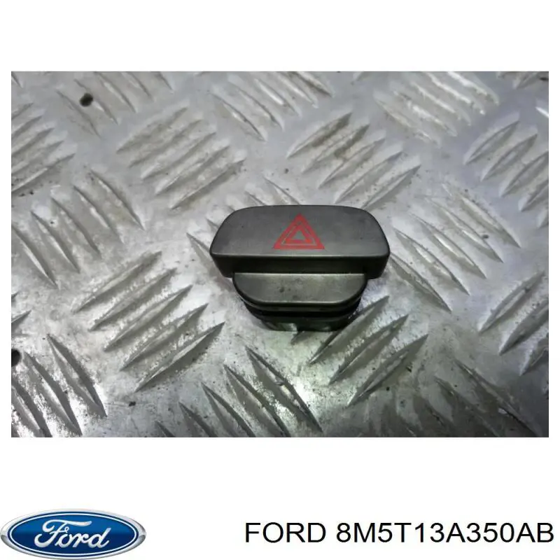 Botão de ativação do sinal de emergência para Ford Focus (DAW)