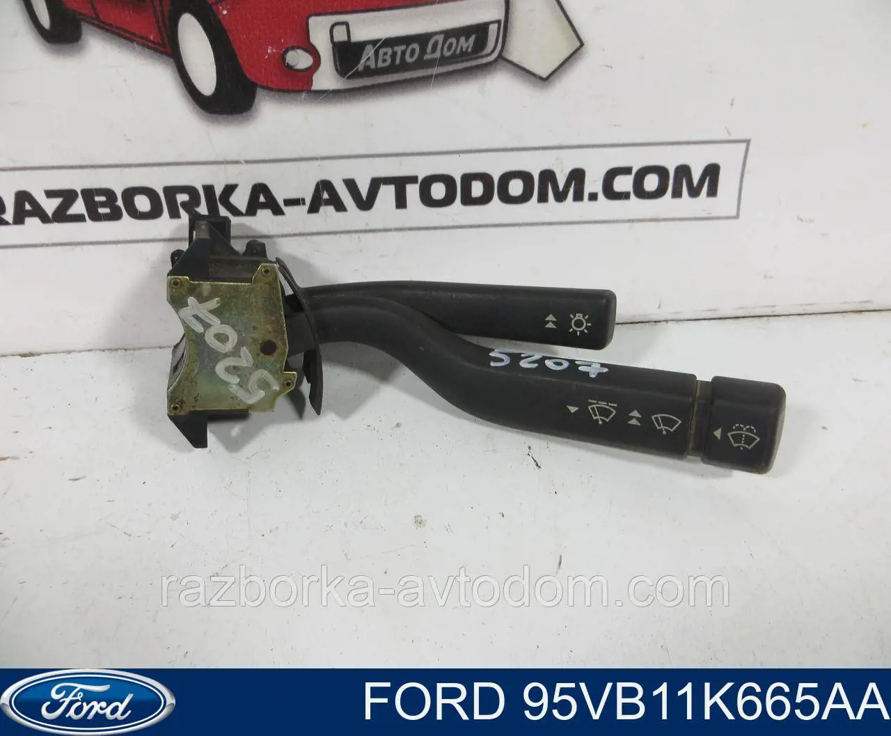 Купить 95VB11K665AA Ford Правый подрулевой переключатель