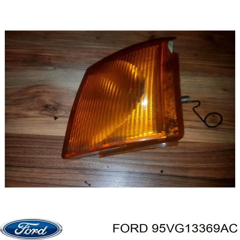 Левый указатель поворота Ford 95VG13369AC цена, от 6.66 USD