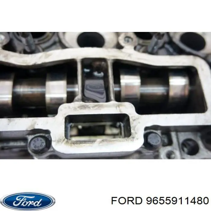 1676242 Ford Головка блока цилиндров