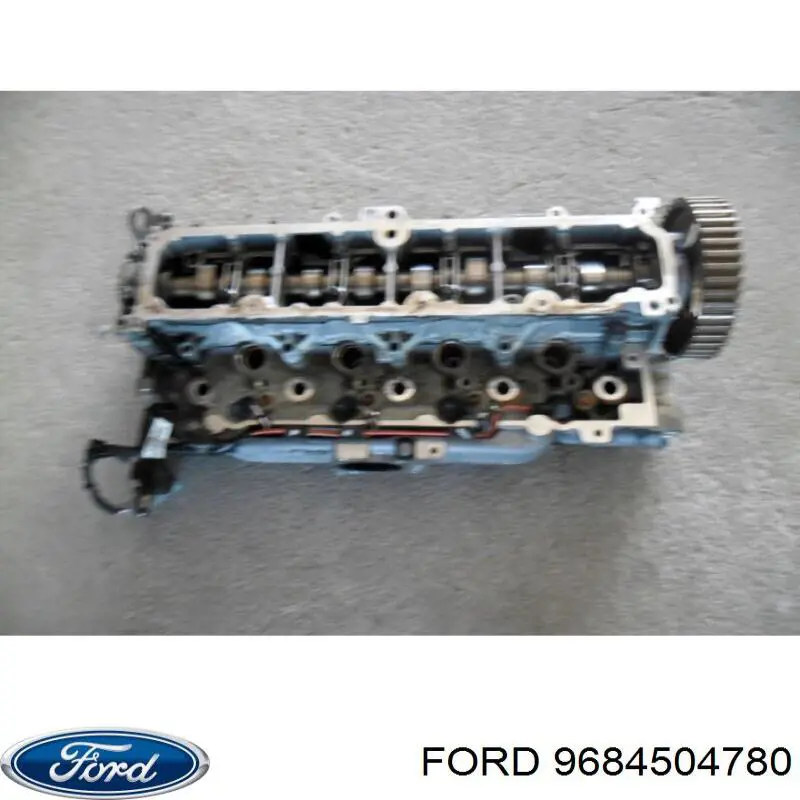 Головка блока цилиндров 1850526 Ford