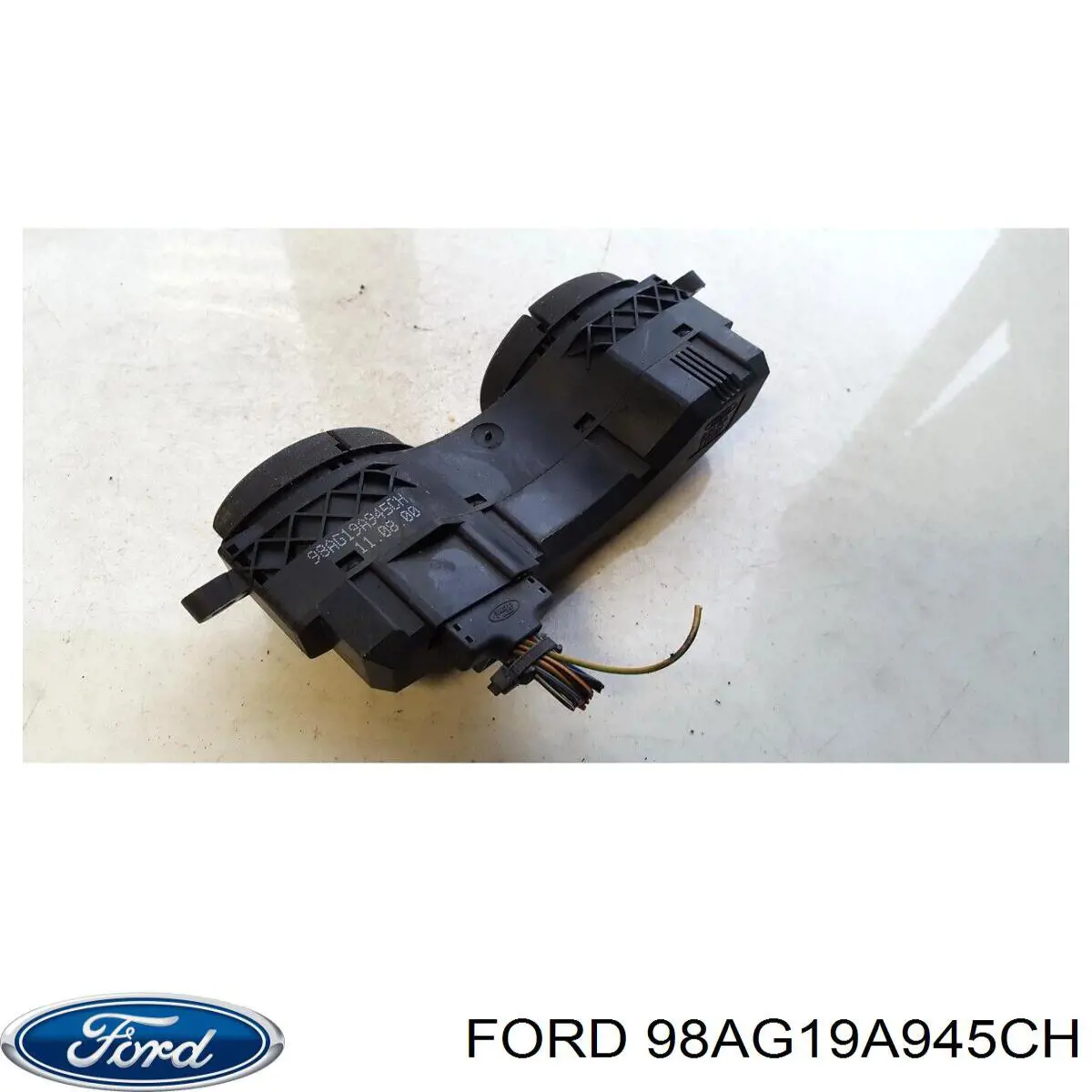 1119681 Ford Механизм управления кондиционером