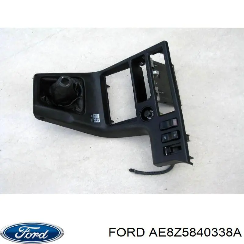  AE8Z5840338A Ford