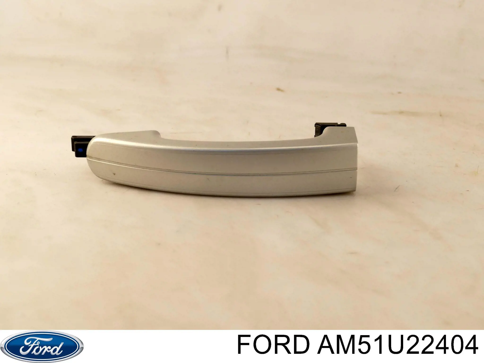 AM51U22404 Ford maçaneta externa da porta dianteira