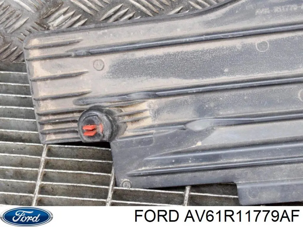 AV61R11779AF Ford Воздуховод (дефлектор) радиатора левый